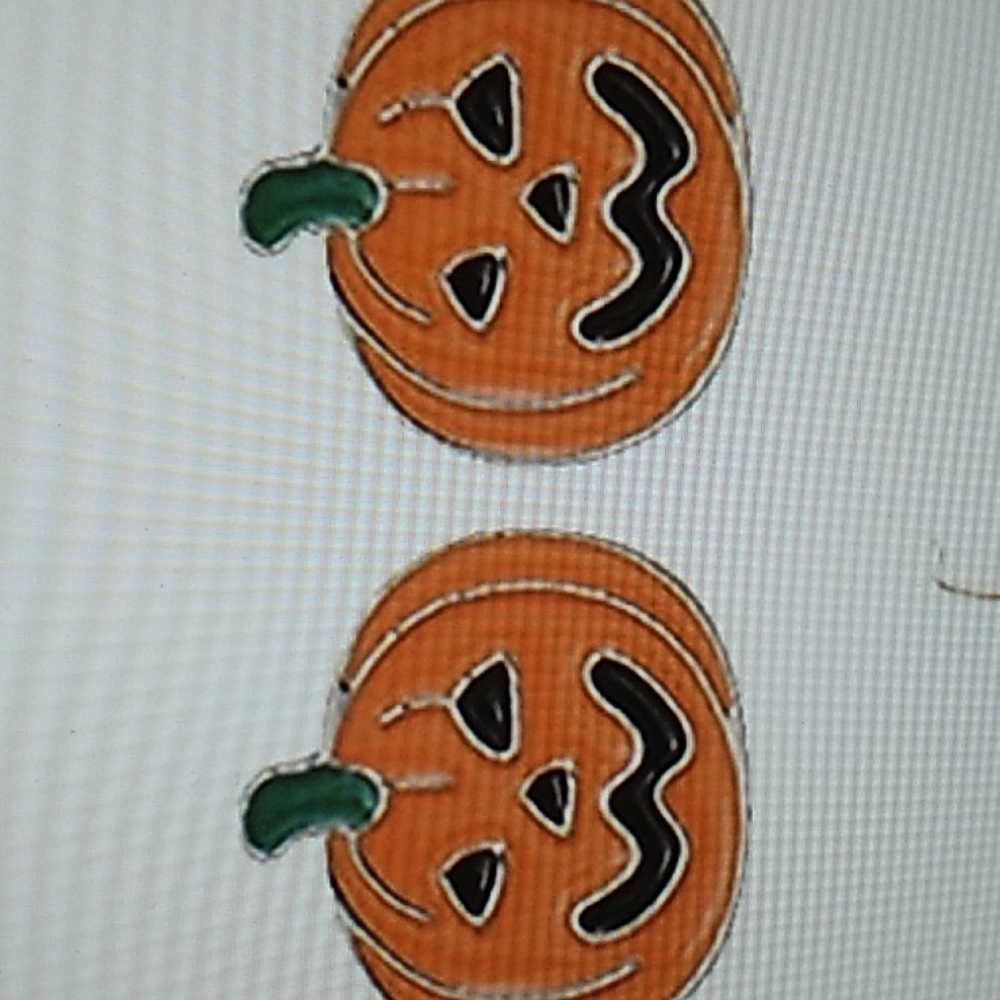 Pumpkin Halloween Earrings in Orange, Green & Black Enamal.